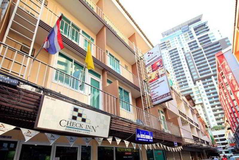 Arawana Express Phromphong Hotel Banguecoque Exterior foto