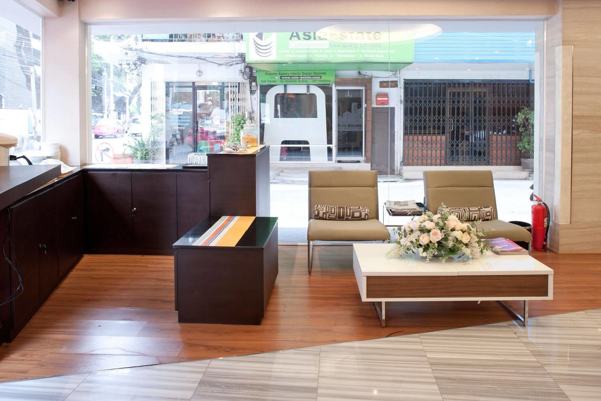 Arawana Express Phromphong Hotel Banguecoque Exterior foto